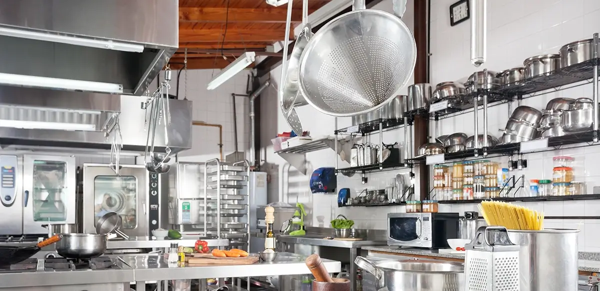 instalaciones de la cocina de una escuela infantil